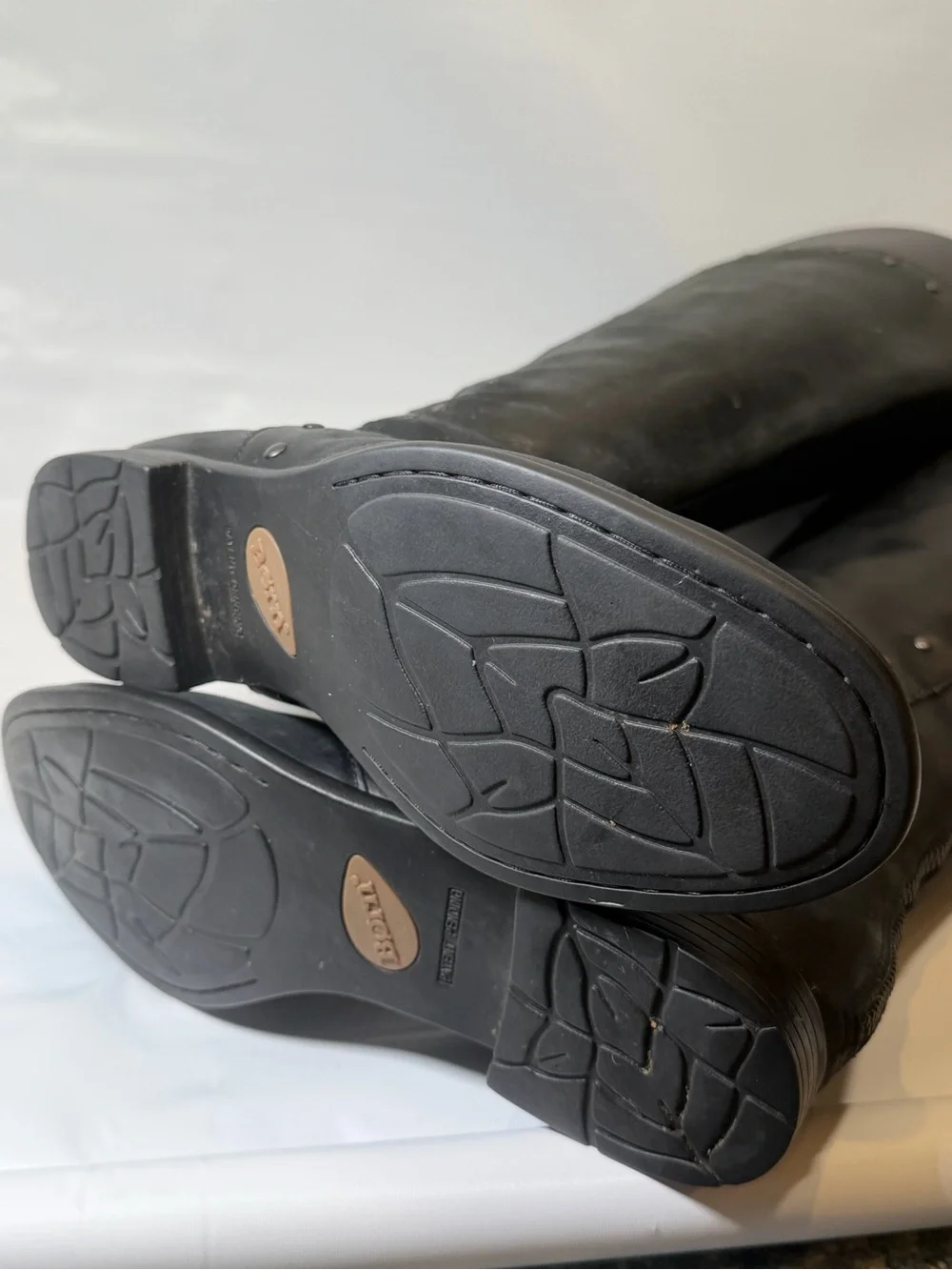 Born Women’s Size 9 M Black Leather Upper High Knee Zipper Casual Boots